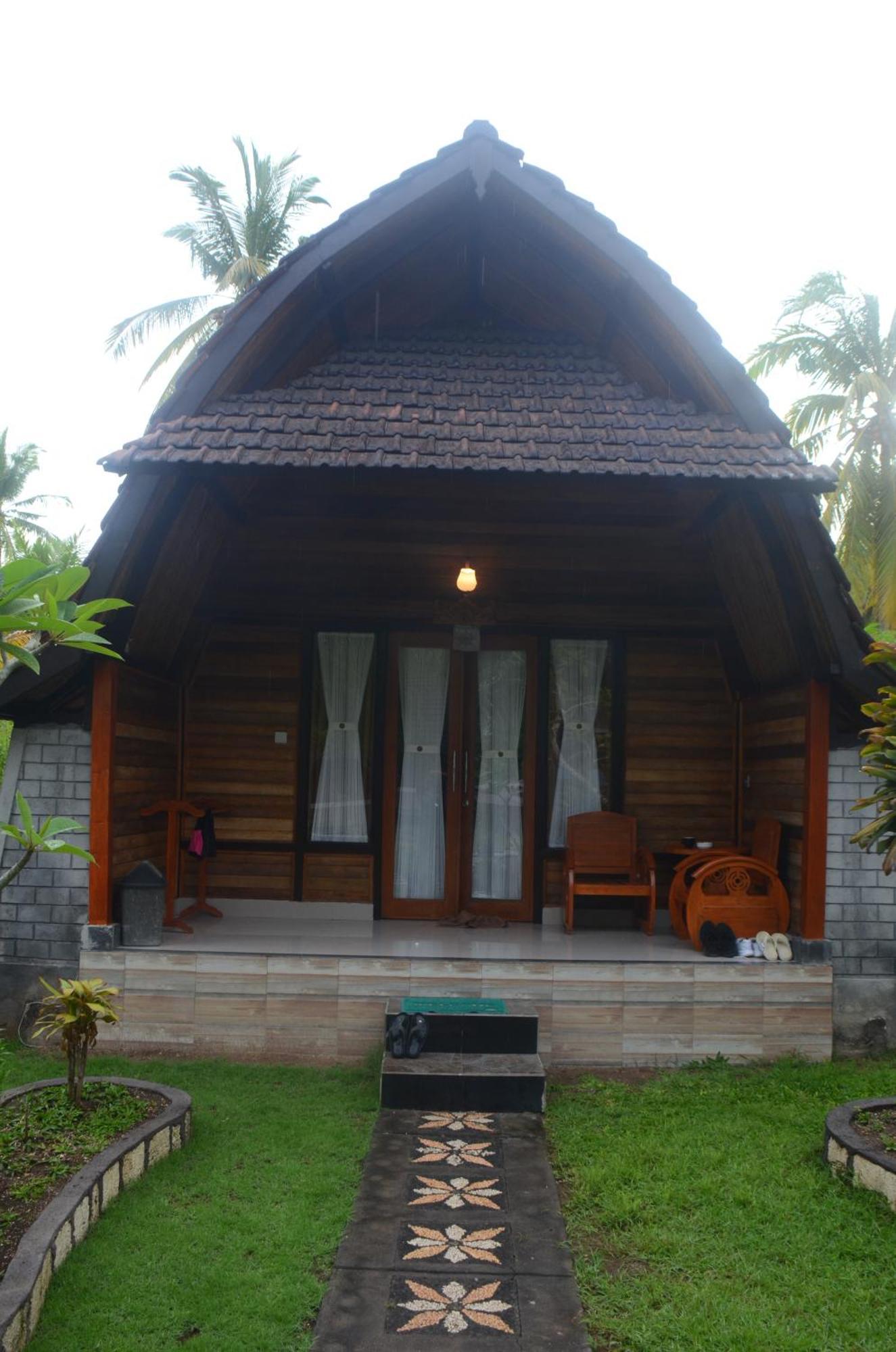 Mamaras Guest House Sakti Buitenkant foto