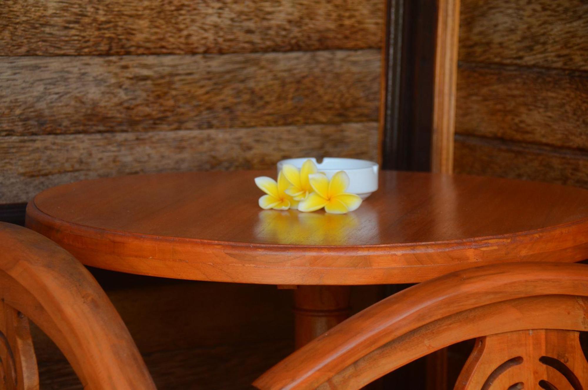 Mamaras Guest House Sakti Buitenkant foto